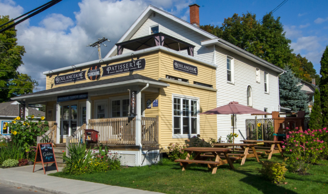 Café-Bistro Auberge Le Sunshine